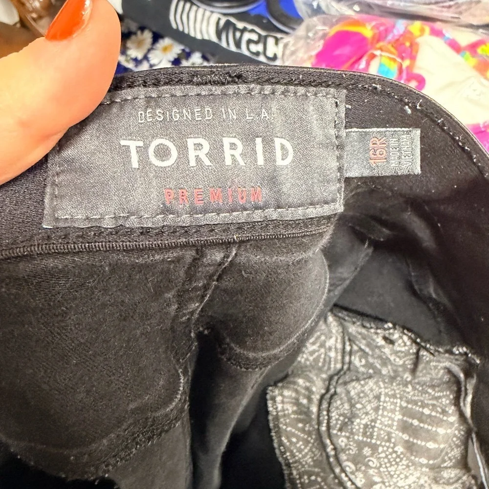 Torrid Women's Black Ripped Skinny Jeans